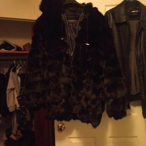 COPY - COPY - Eizzo fur coat .